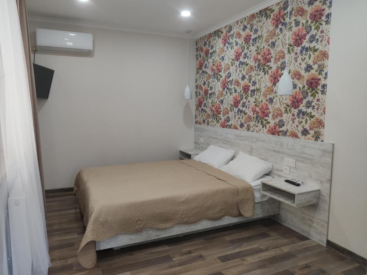 Akaki'S Guesthouse 博尔若米 外观 照片