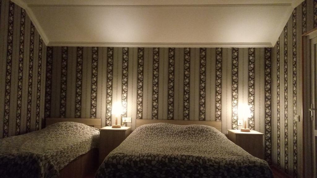 Akaki'S Guesthouse 博尔若米 外观 照片
