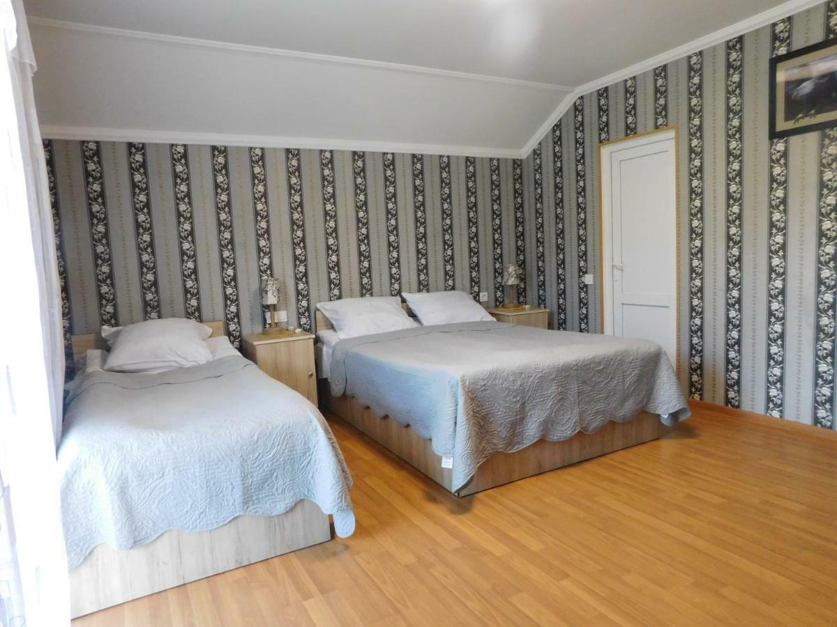 Akaki'S Guesthouse 博尔若米 外观 照片